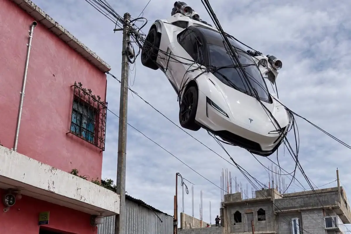Tesla memes, Redes sociales