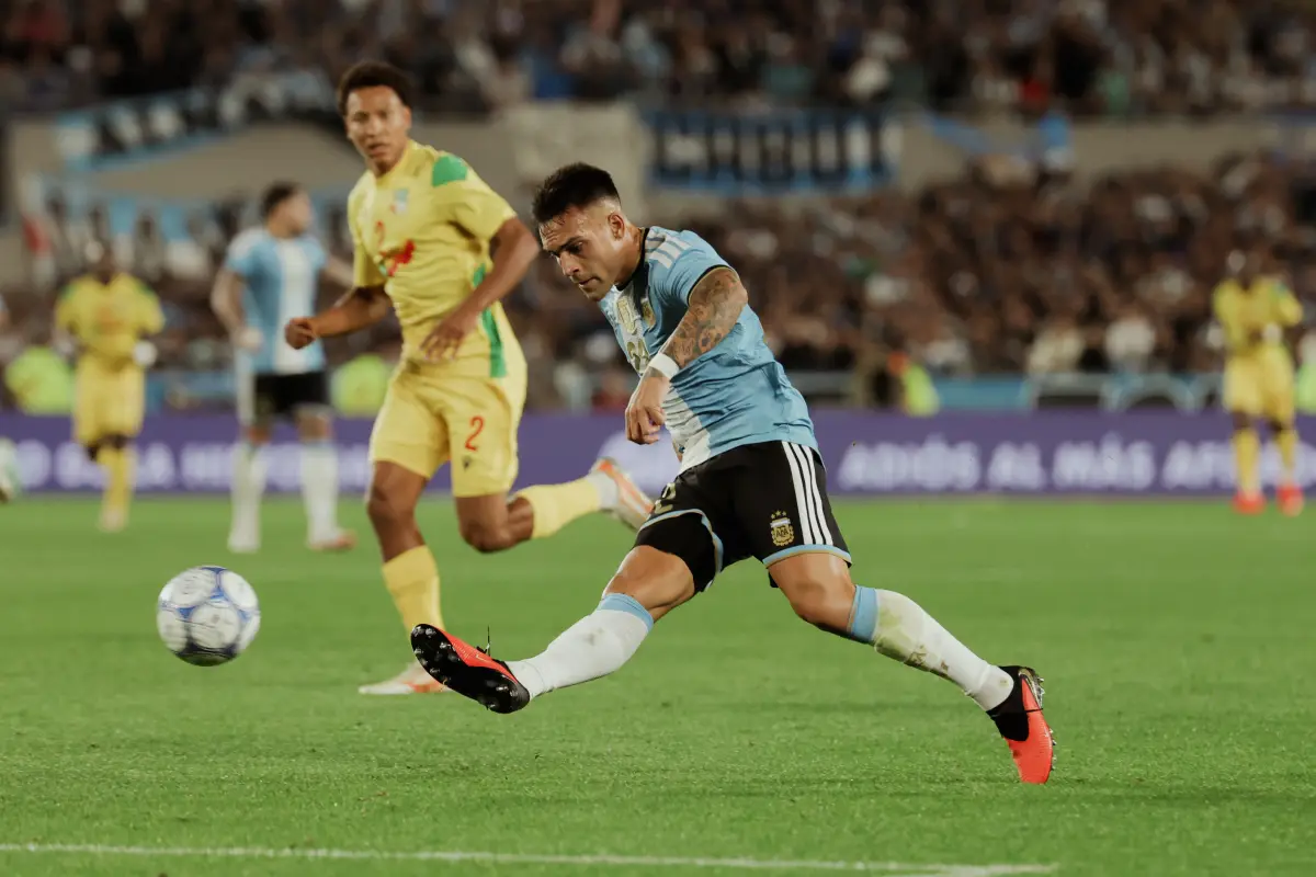 Argentina se medirá a Uruguay en noviembre 