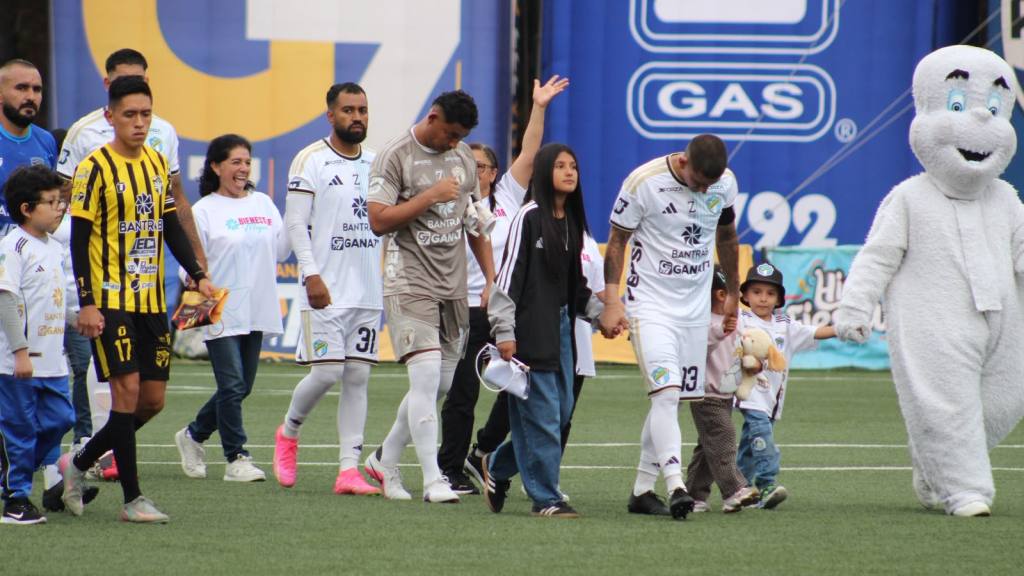 Apertura 2026: Comunicaciones vs. Aurora | Christoper Chang 