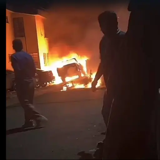 Disturbios en Ciudad Peronia, zona 8 de Villa Nueva, el 14 de octubre de 2026. ,Bomberos Municipales Departamentales