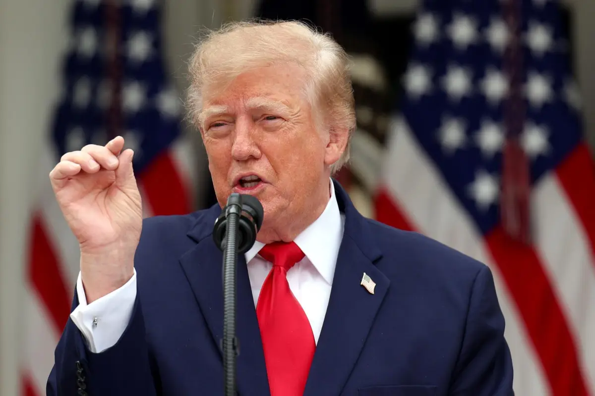 Donald Trump durante un almuerzo en los jardines de la Casa Blanca, EFE