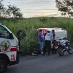 El automóvil volcó en el kilómetro 99.4 de la ruta al Pacífico. ,Bomberos Voluntarios
