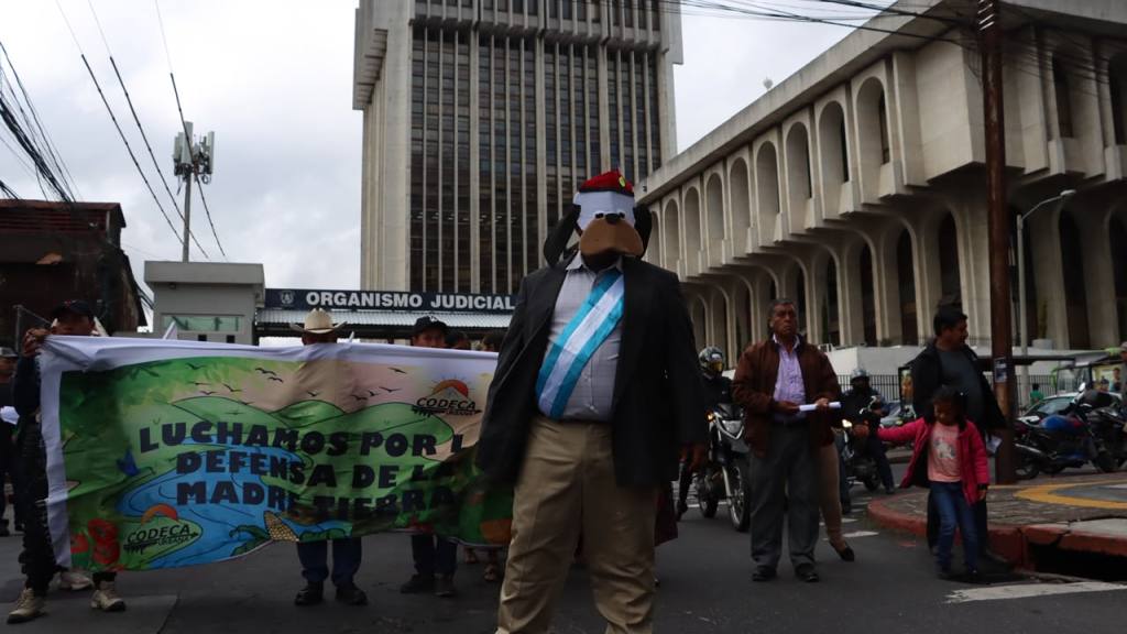 Manifestación de Codeca en Ciudad de Guatemala el lunes 12 de octubre de 2026 | Omar Solís/Emisoras Unidas