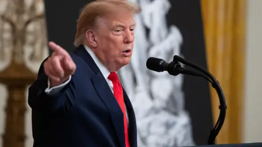 Trump anuncia que Rusia suministrará diésel al mercado mundial