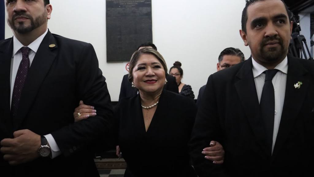 Congreso juramenta a Jenny Alvarado como presidenta de la CSJ | Omar Solís/EU