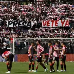 VIDEO. Suspendido un partido en España por lanzamiento de objetost