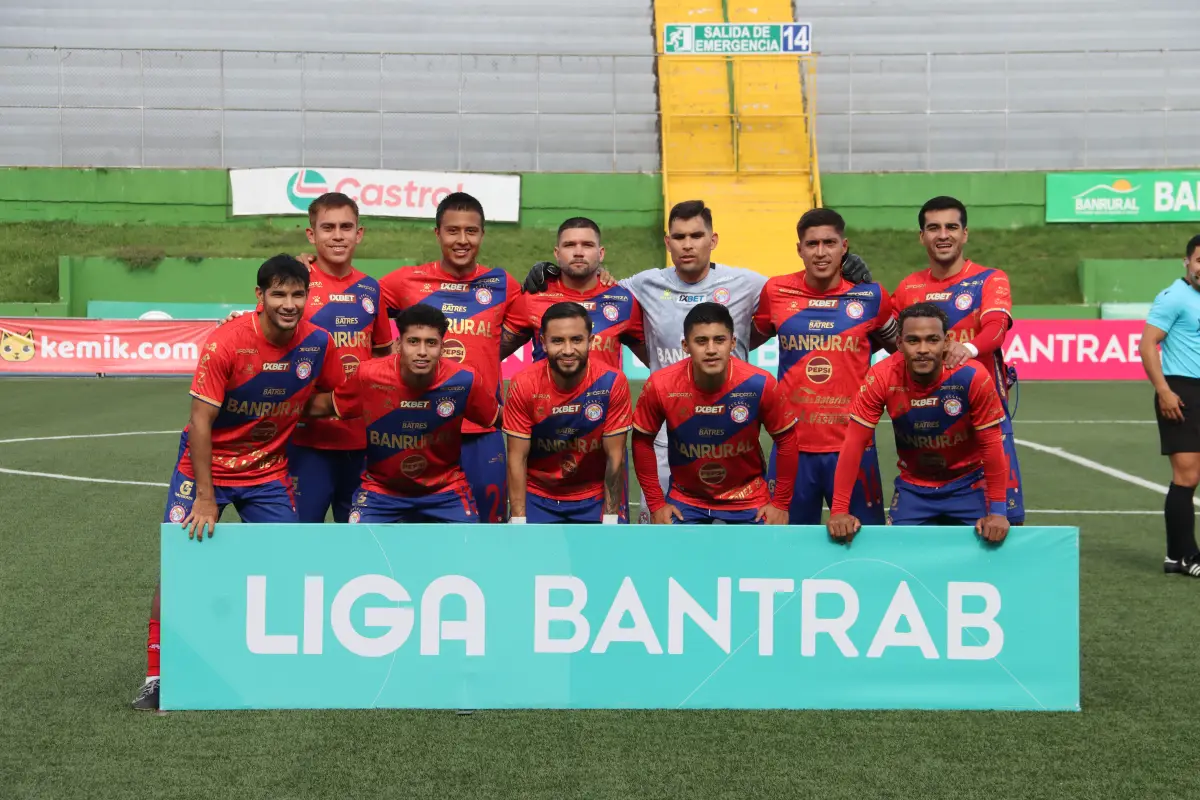 Xelajú tiene nueves jugadores expulsados en ocho partidos 