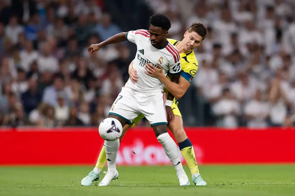 Vinícius en el partido entre Real Madrid y Villarreal - Real Madrid C.F.