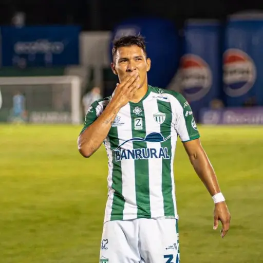 Kevin López, jugador de Antigua 