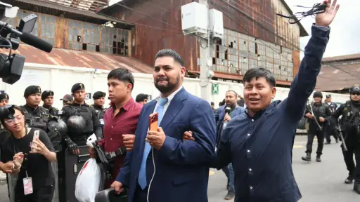 Rigoberto Choc Toz y Daniel Zaqueo Choc Toz, recuperaron su libertad.  ,Foto Alex Meoño