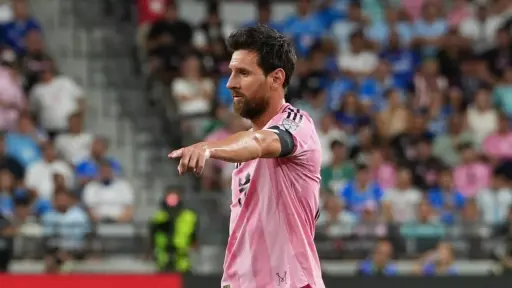 Lionel Messi deslumbra con un doblete ante Atlanta United