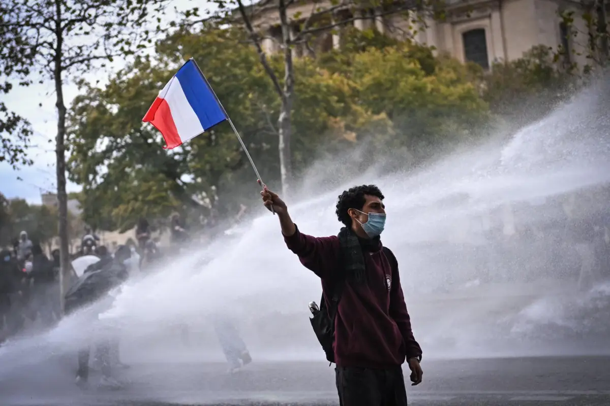Disturbios en París durante la jornada de este fin de semana - EFE