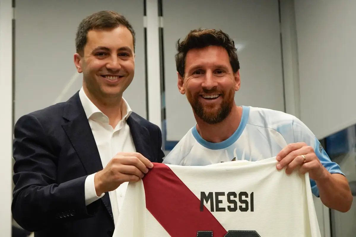 Leo Messi es nombrado socio de honor de River Plate - River Plate