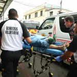 El paciente fue ingresado al hospital San Juan de Dios para ser atendido por las quemaduras que presentaba. ,Bomberos Voluntarios
