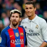 Leo Messi y Cristiano Ronaldo en un clásico de la temporada 2016/17 - RR.SS.