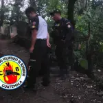 El cuerpo de la mujer fue encontrado en un camino de terracería en San José Nacahuil. ,Bomberos Voluntarios