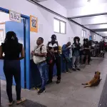 Abren los centros de votación en Brasil para las elecciones presidencialest