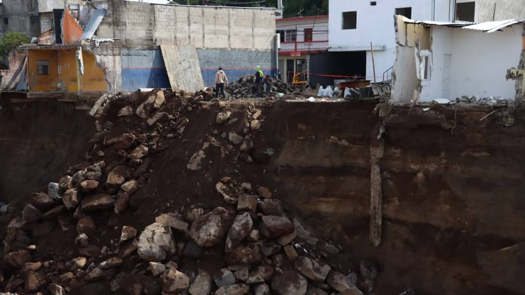 Colapso de viviendas en Villa Hermosa, San Miguel Petapa | Omar Solís/Emisoras Unidas