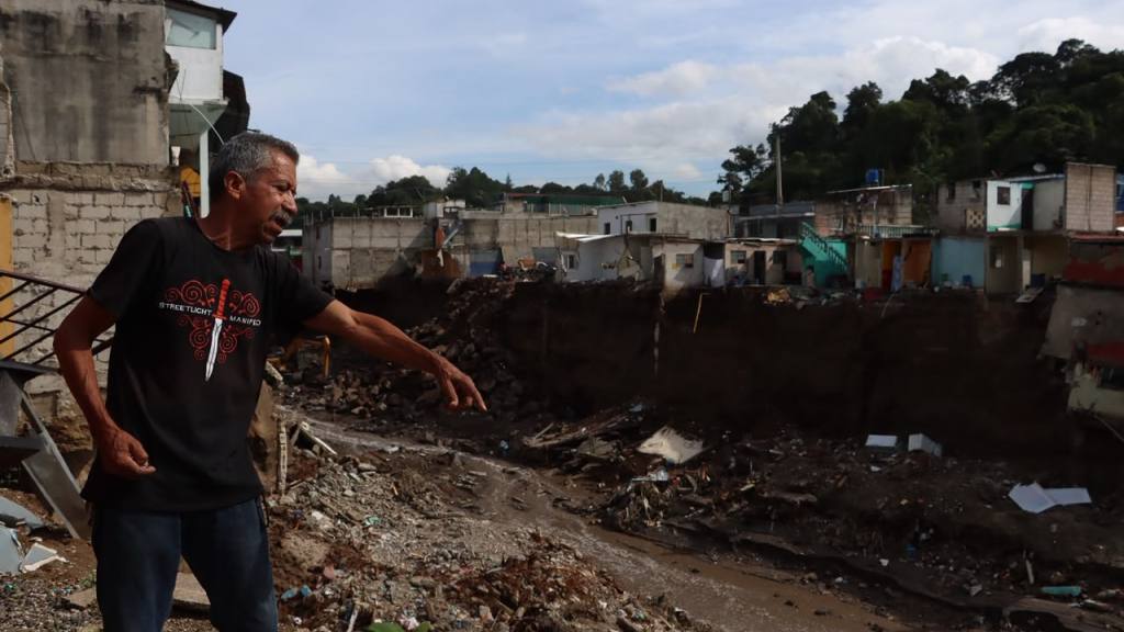 Colapso de viviendas en Villa Hermosa, San Miguel Petapa | Omar Solís/Emisoras Unidas