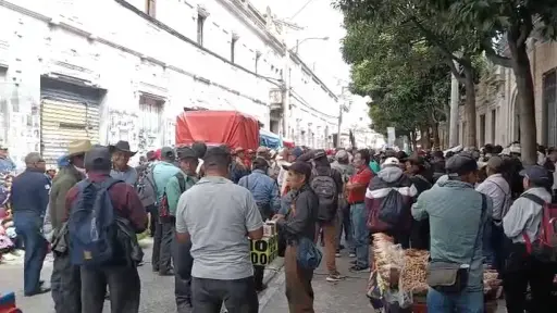 Manifestaciones afectan el tránsito en la zona 1
