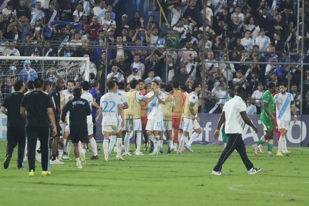 Celebración de Guatemala ante Surinam - Alex Meoño