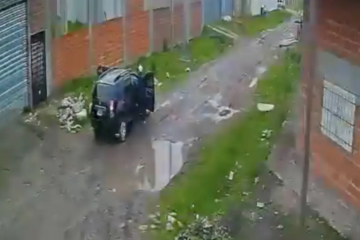 Asesinan a un conductor tras resistirse al robo de su auto., Captura de pantalla video de X.