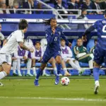 Acción de juego entre Francia e Italia 