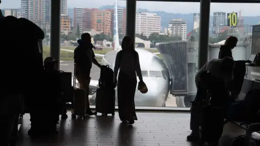 Accidente durante despegue genera cierre temporal de pista en el aeropuerto La Aurora