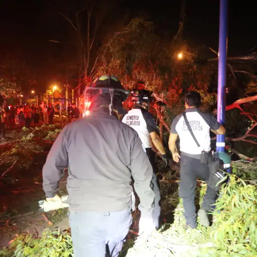 Bomberos atendieron a unas 10 personas afectadas. ,Foto Bomberos Voluntarios