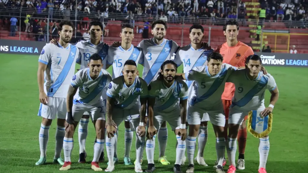 El once titular de Guatemala en su partido ante El Salvador - Alex Meoño