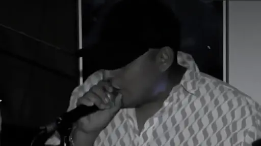 Cantante es asesinado a balazos en pleno concierto