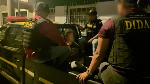 En otro operativo en la zona 2, la PNC detuvo a un presunto pandillero apodado \