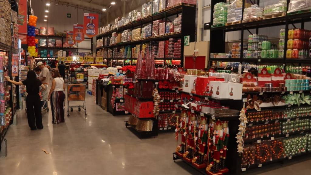 Suma Supermercado en Gran Vía Roosevelt | Alejandro Meoño
