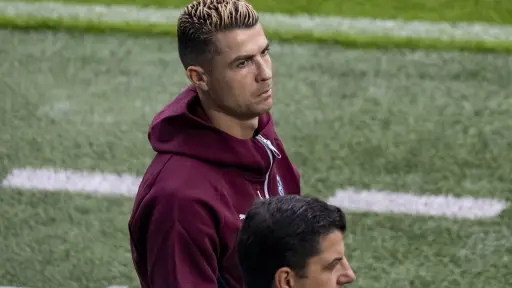 Retirada de Cristiano se aproxima, según los portugueses, que esperan más explicaciones