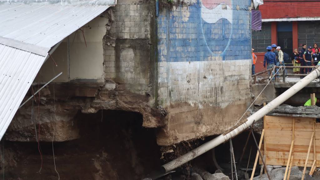 Emergencia por lluvias en Villa Hermosa, San Miguel Petapa | Omar Solís, Emisoras Unidas