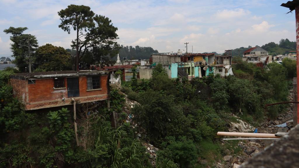 Emergencia por lluvias en Villa Hermosa, San Miguel Petapa | Omar Solís, Emisoras Unidas
