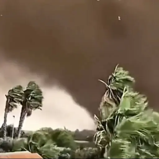 Impresionante video del tornado que azotó una ciudad italiana. ,Captura de pantalla video de X.