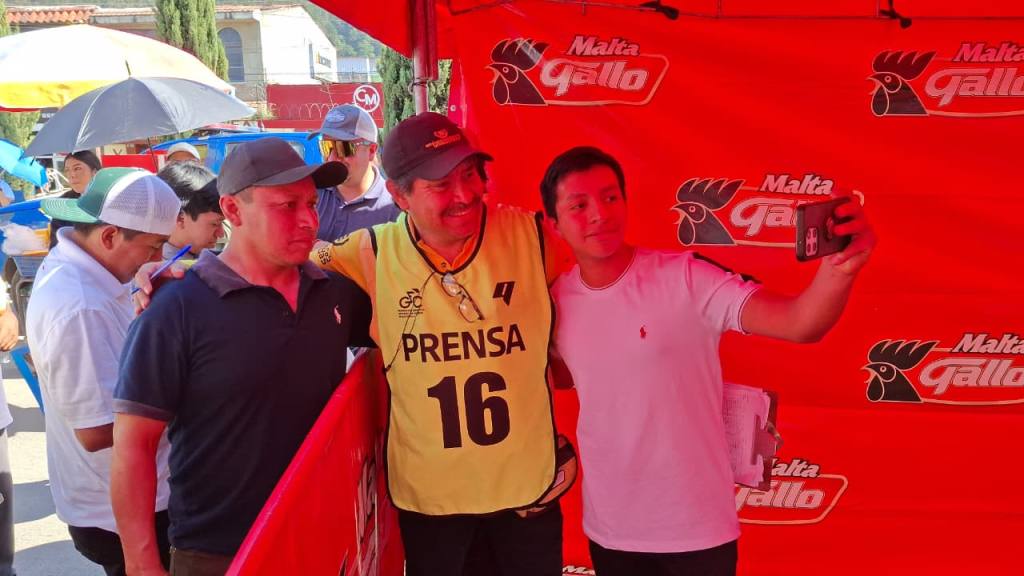 El cariño de los guatemaltecos a El Mejor Equipo de Emisoras Unidas conquista Quetzaltenango | Alex Meoño