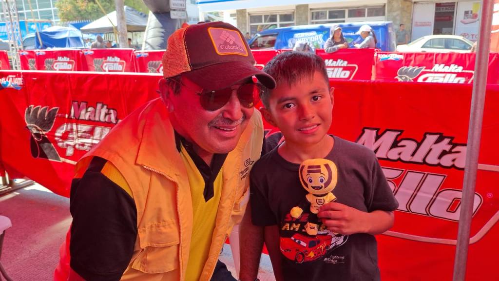 El cariño de los guatemaltecos a El Mejor Equipo de Emisoras Unidas conquista Quetzaltenango | Alex Meoño