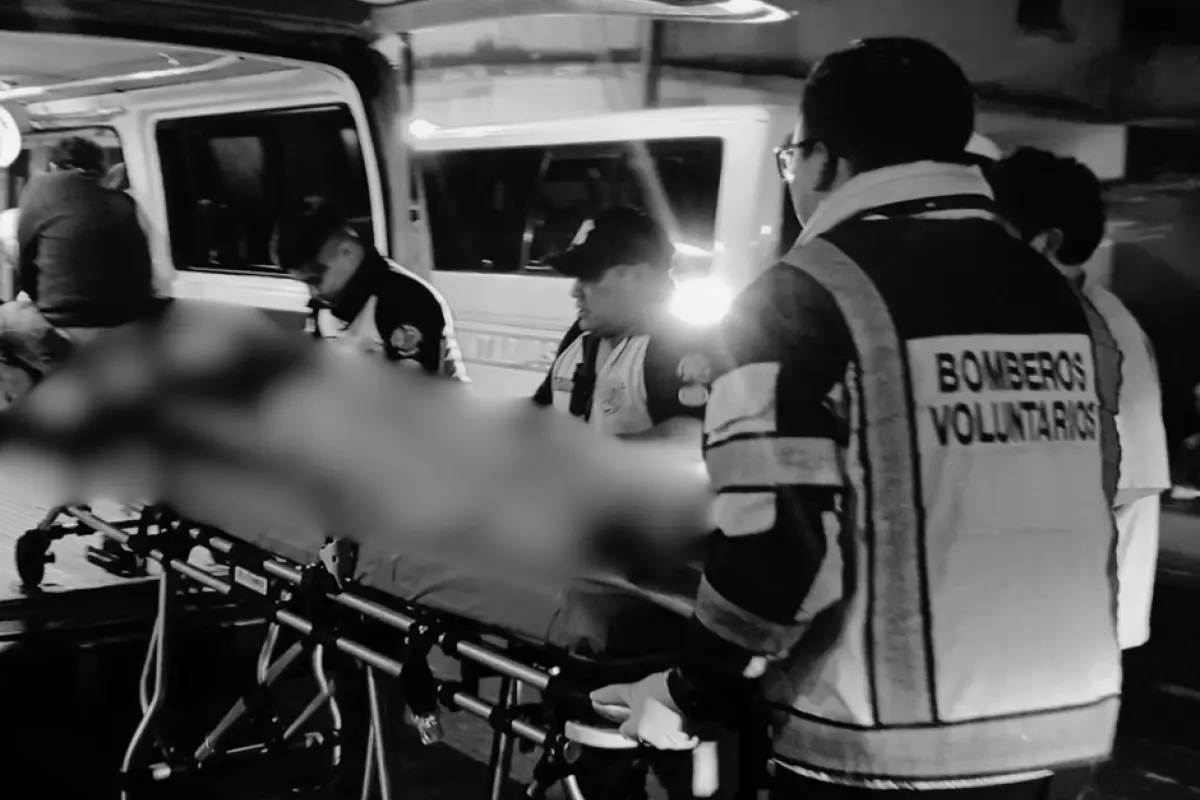 Los lesionados fueron llevados al Hospital San Juan de Dios., Bomberos Voluntarios.