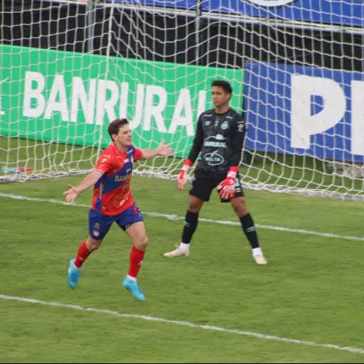 Gol de Diego Casas a Municipal 