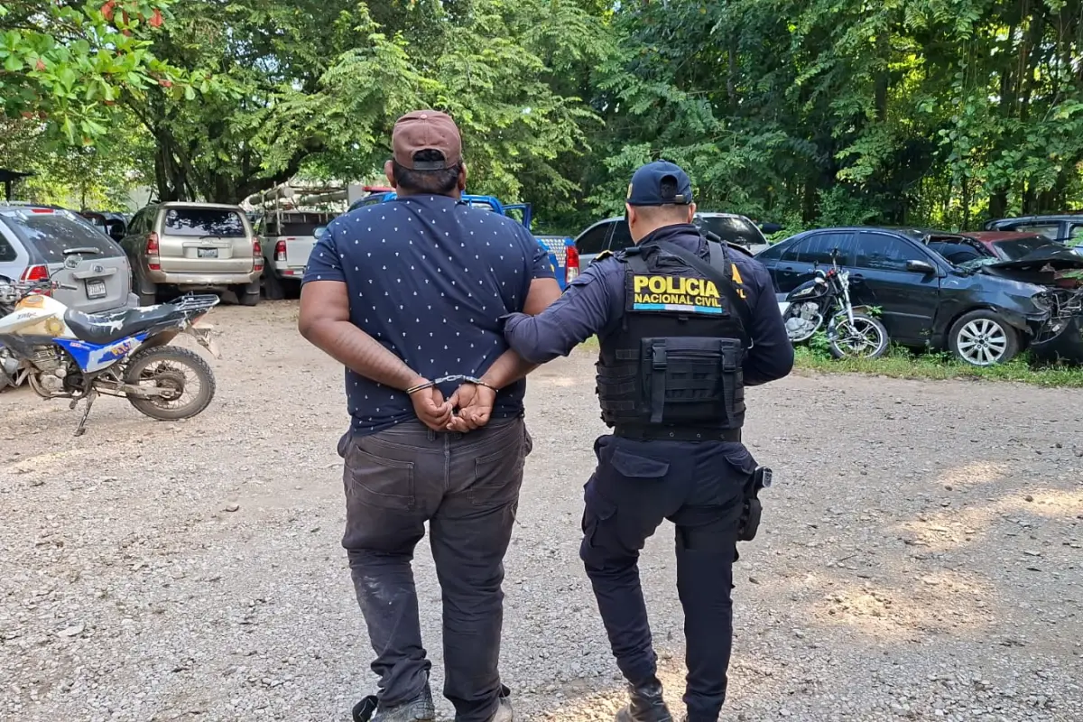 El detenido fue trasladado hacia un juzgado de turno., PNC de Guatemala.