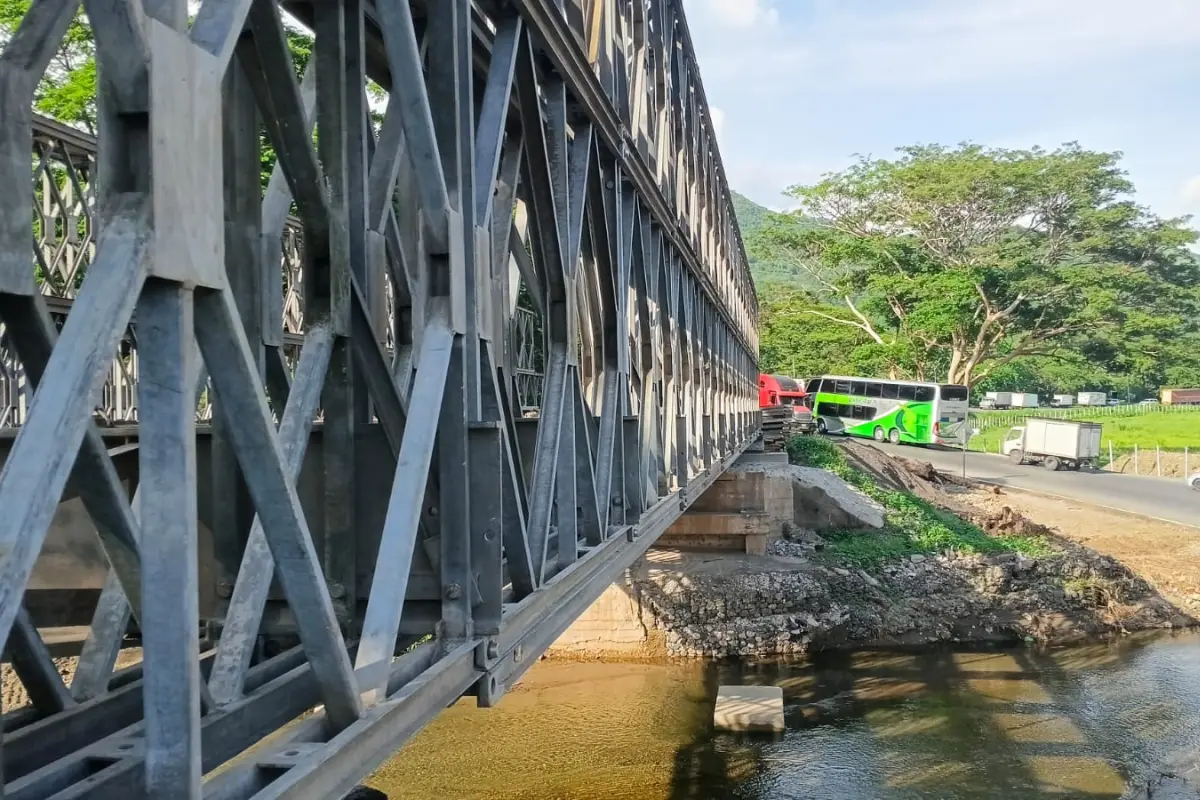 El puente Bailey ya está habilitado en Usumatlán, Zacapa., CIV
