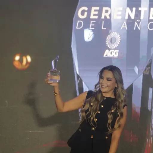 Marie Belle Archila, Gerente General de Grupo Emisoras Unidas, se llevó el premio en la categoría Innovación Comercial, que reconoce la creatividad y gestión estratégica en el área comercial.  ,Foto Edwin Bercián 
