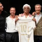 Ronaldinho en su presentación con el Ravenna, de Italia - instagram @ronaldinho