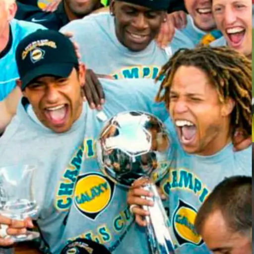 Carlos Ruiz fue campeón de la MLS un 20 de octubre de 2002