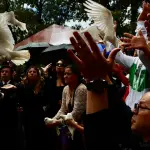 Con emotiva ceremonia, marcada por exigencias de justicia, despiden a Solórzano Foppat