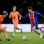Khvicha Kvaratskhelia sufrió una grave lesión contra el Barcelonat