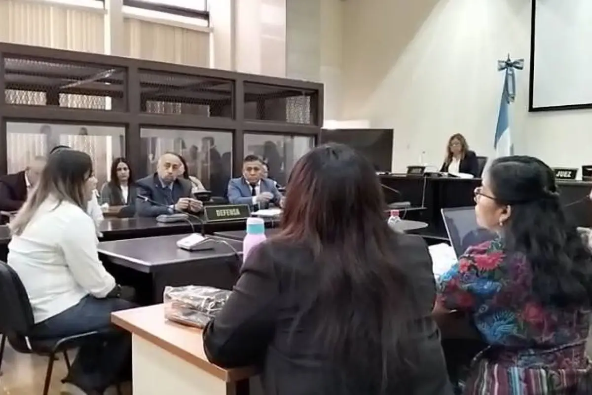 Declaración de la agente Yulisa Ayala en la audiencia del miércoles, 21 de octubre de 2026, dentro del juicio por supuestas ejecuciones extrajudiciales ocurridas en Chimaltenango., Oscar Grijalva/EU