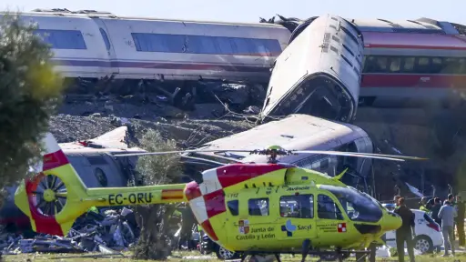 Sale a la luz una posible causa del fatal accidente de trenes en España